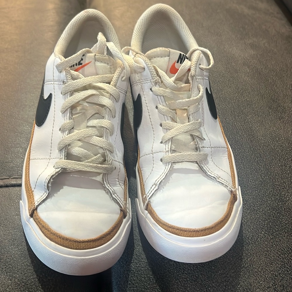 Nike courts